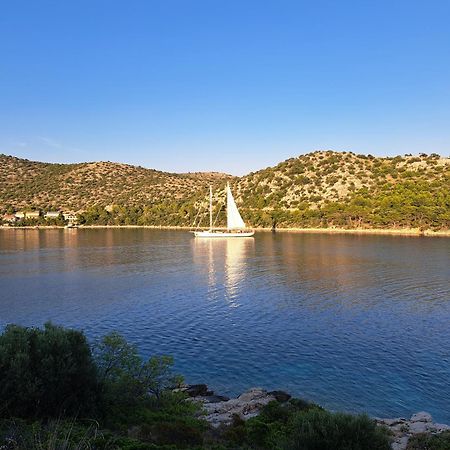 Apartman Portorus Lastovo ภายนอก รูปภาพ