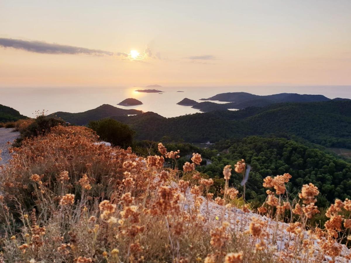 Apartman Portorus Lastovo ภายนอก รูปภาพ