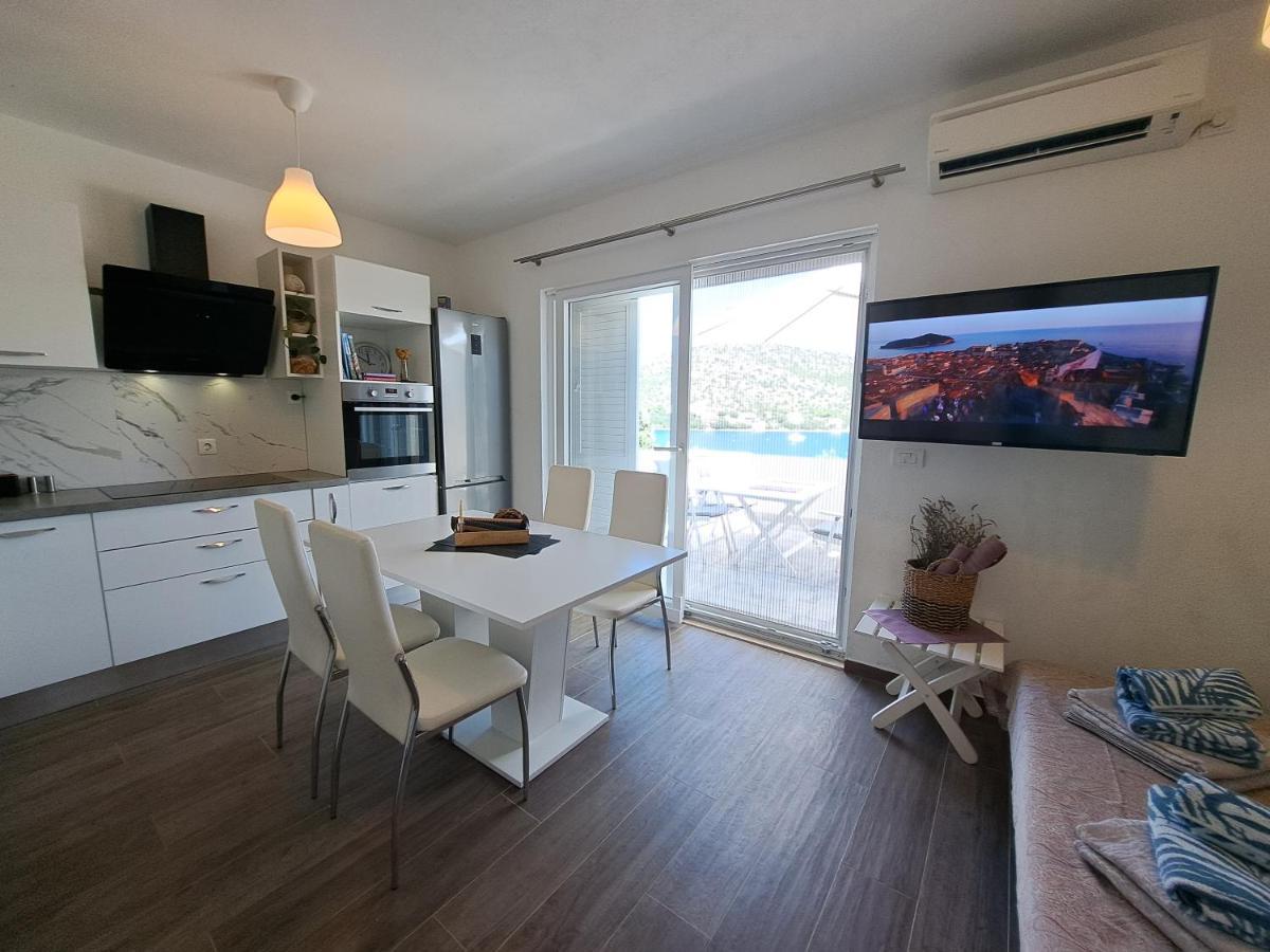 Apartman Portorus Lastovo ภายนอก รูปภาพ