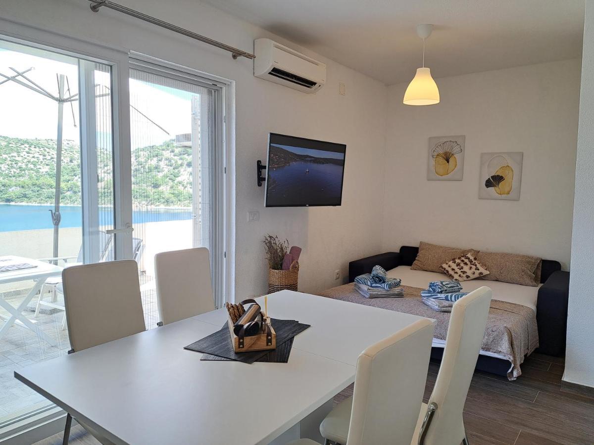 Apartman Portorus Lastovo ภายนอก รูปภาพ