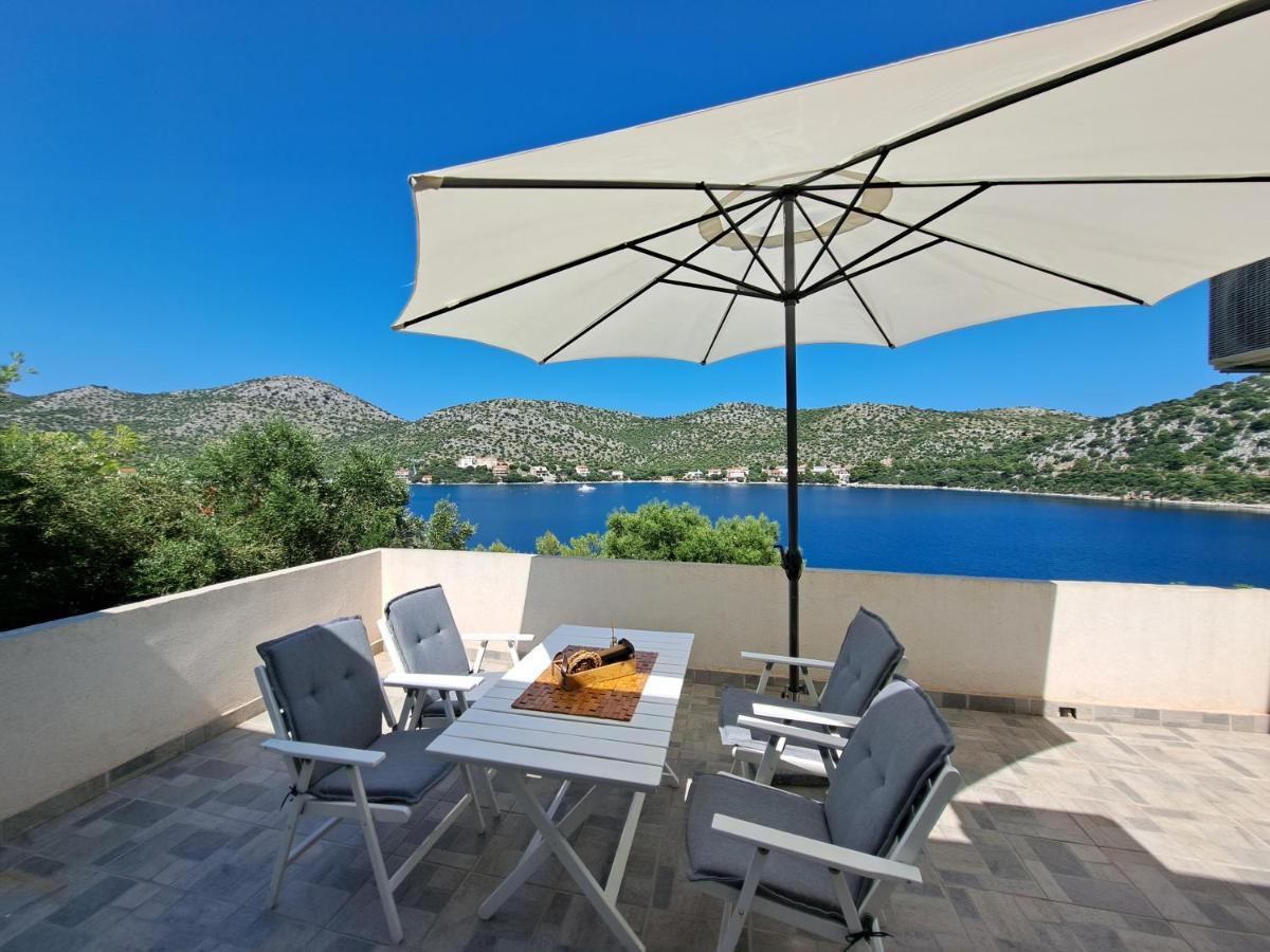 Apartman Portorus Lastovo ภายนอก รูปภาพ